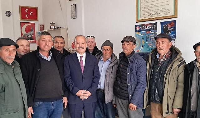 MHP Milletvekili Mehmet Taytak Gömü'de Seçim Koordinasyon Merkezi'ni ziyaret etti.