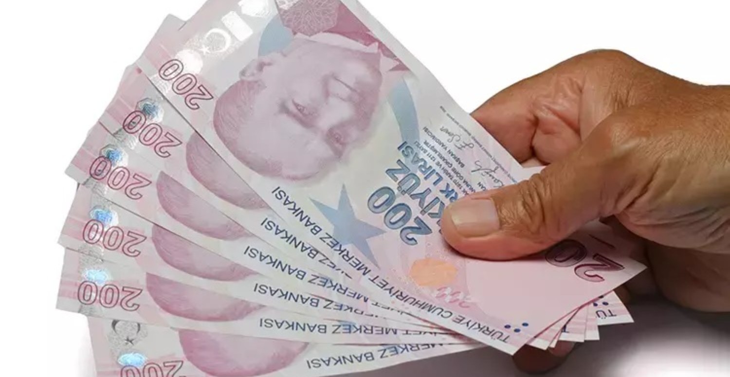 Milyonlarca emekliye Cumhurbaşkanı jesti geldi! 10.000 ek ödeme o tarihlerde hesaplara yatacak
