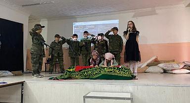 MİNİK ÖĞRENCİLER ÇANAKKALE’Yİ ANLATTILAR