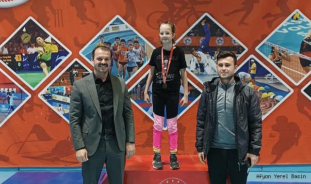 Özel sporcular masa tenisi müsabakaları tamamlandı