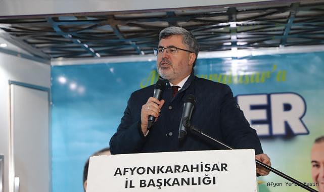 Özkaya, “Bir günde Türkiye’yi karıştıran sana memleket emanet edilir mi, sen mi yöneteceksin yakının mı?”