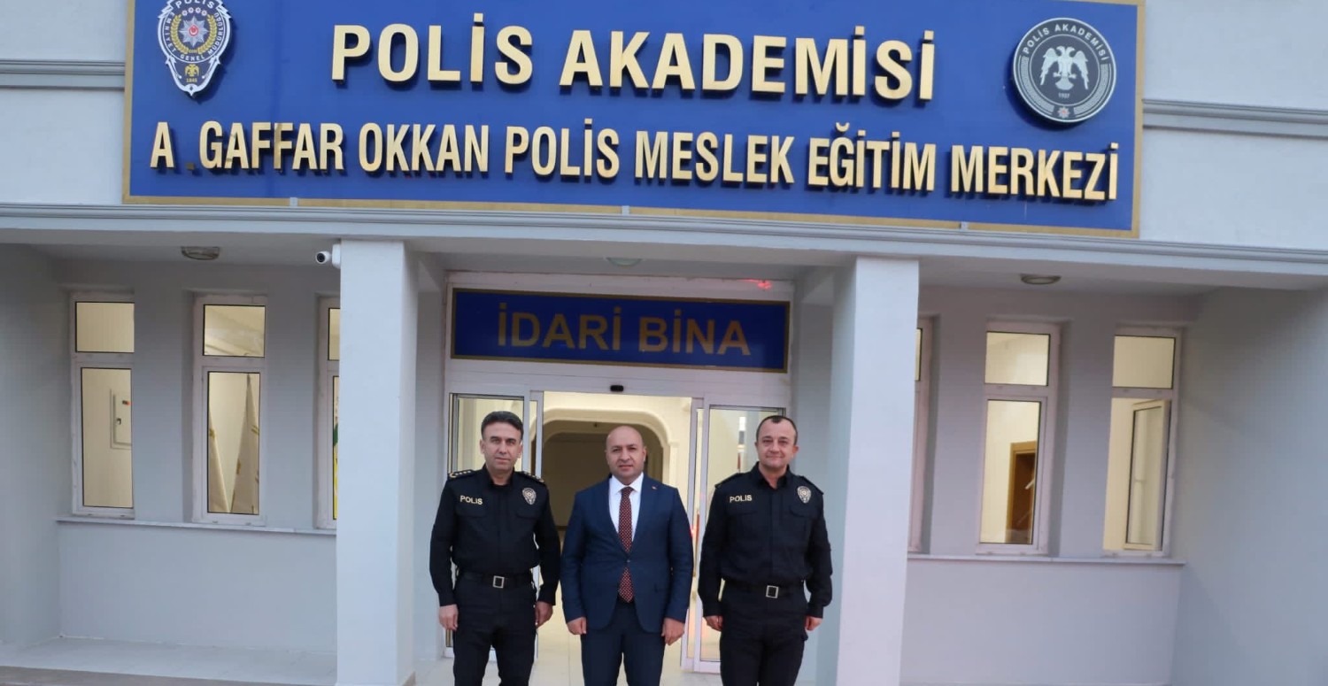 Polis olma hayali kuranlara müjde! Lise, ön lisans, lisans mezunu 12.500 polis alımı yapılacak!