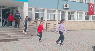 Sinanpaşa İlçesinde Afet Bilinci Eğitimi Verildi