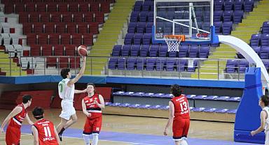 U-18 Basketbol Bölge Şampiyonası Prof. Dr. Veysel Eroğlu Spor salonunda başladı