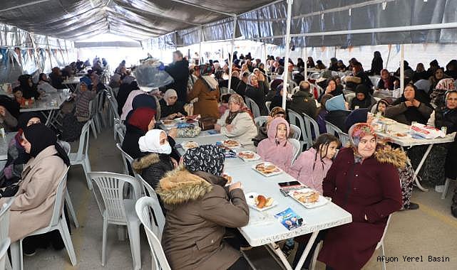 Uluçay, “Afyonkarahisar’ın yiğit kadınları şehri kime emanet edeceklerini biliyorlar”