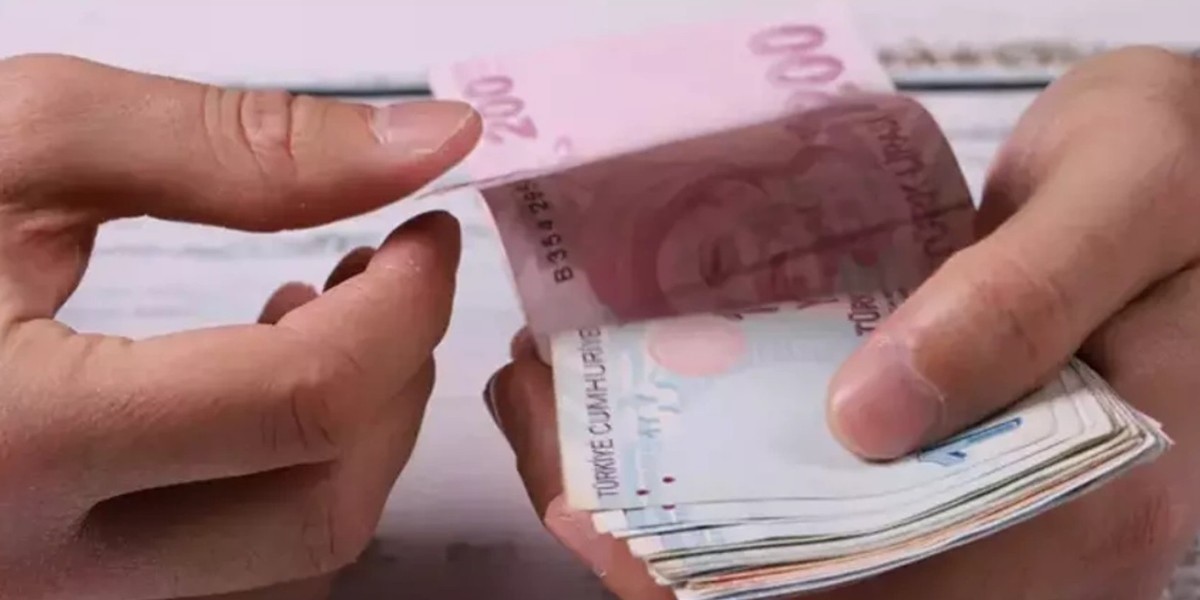 Emekliye tek başvuruyla 15.000 TL geri ödemesiz nakit