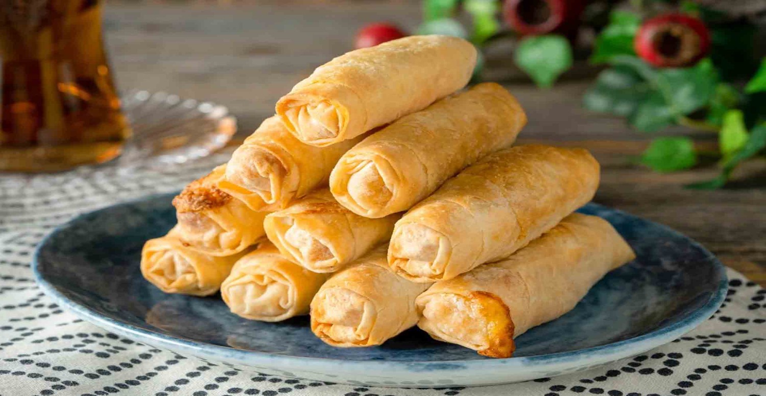 En pratik kol böreği tarifi burada! Saatlerce açmadan çıtır çıtır oluyor