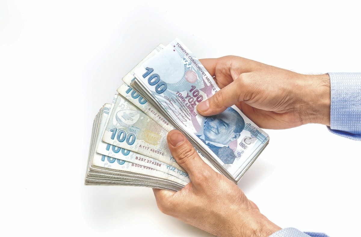 Geçinemeyen ailelere 7.200 TL yardım başvuruları açıldı