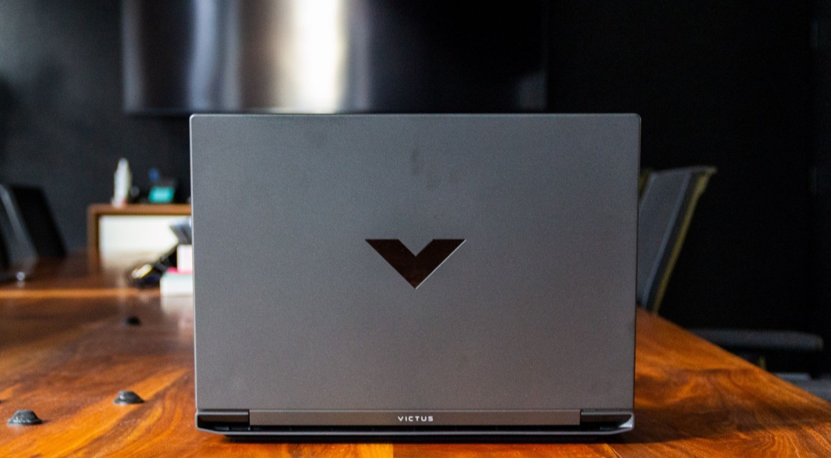 HP Victus FA0008NT Laptop