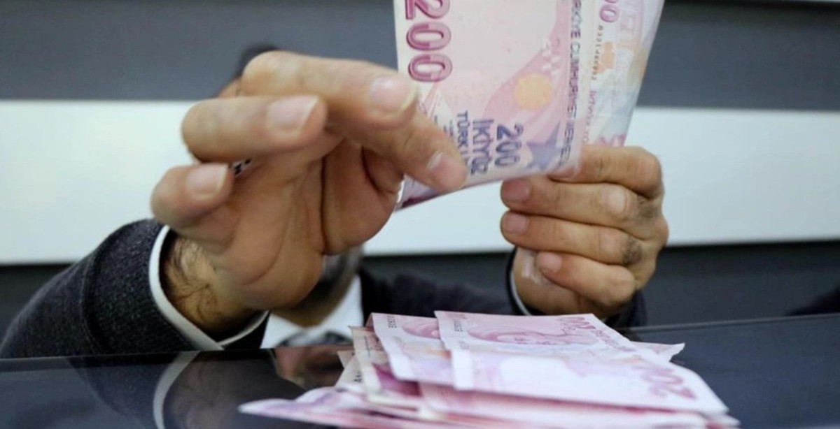 İş Bankası 09.00 itibarıyla 7500 TL ödemeyi başlattı!