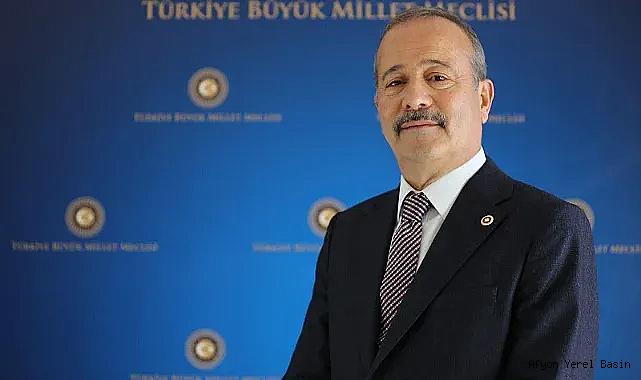 Mehmet Taytak Kadir Gecesi münasebetiyle bir mesaj yayınladı.