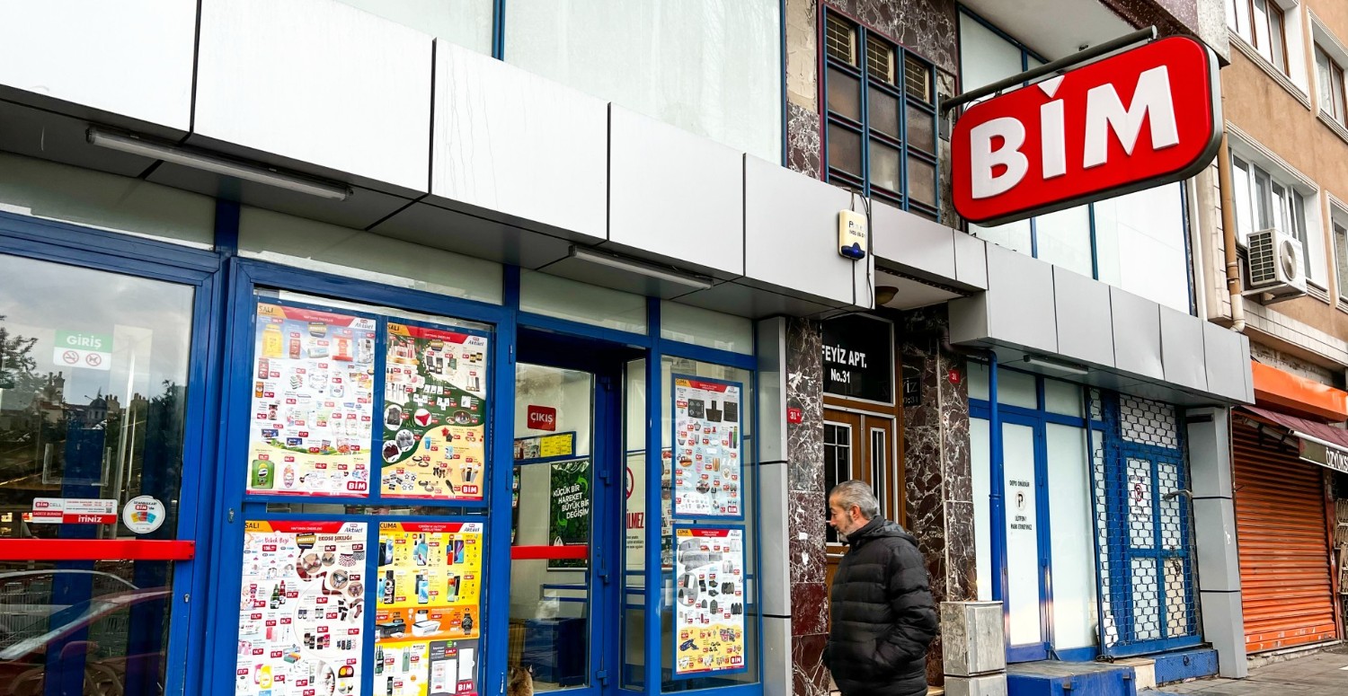 10 kg un, domates salçası geliyor! BİM 14 Mayıs aktüel ürünleri yayınlandı