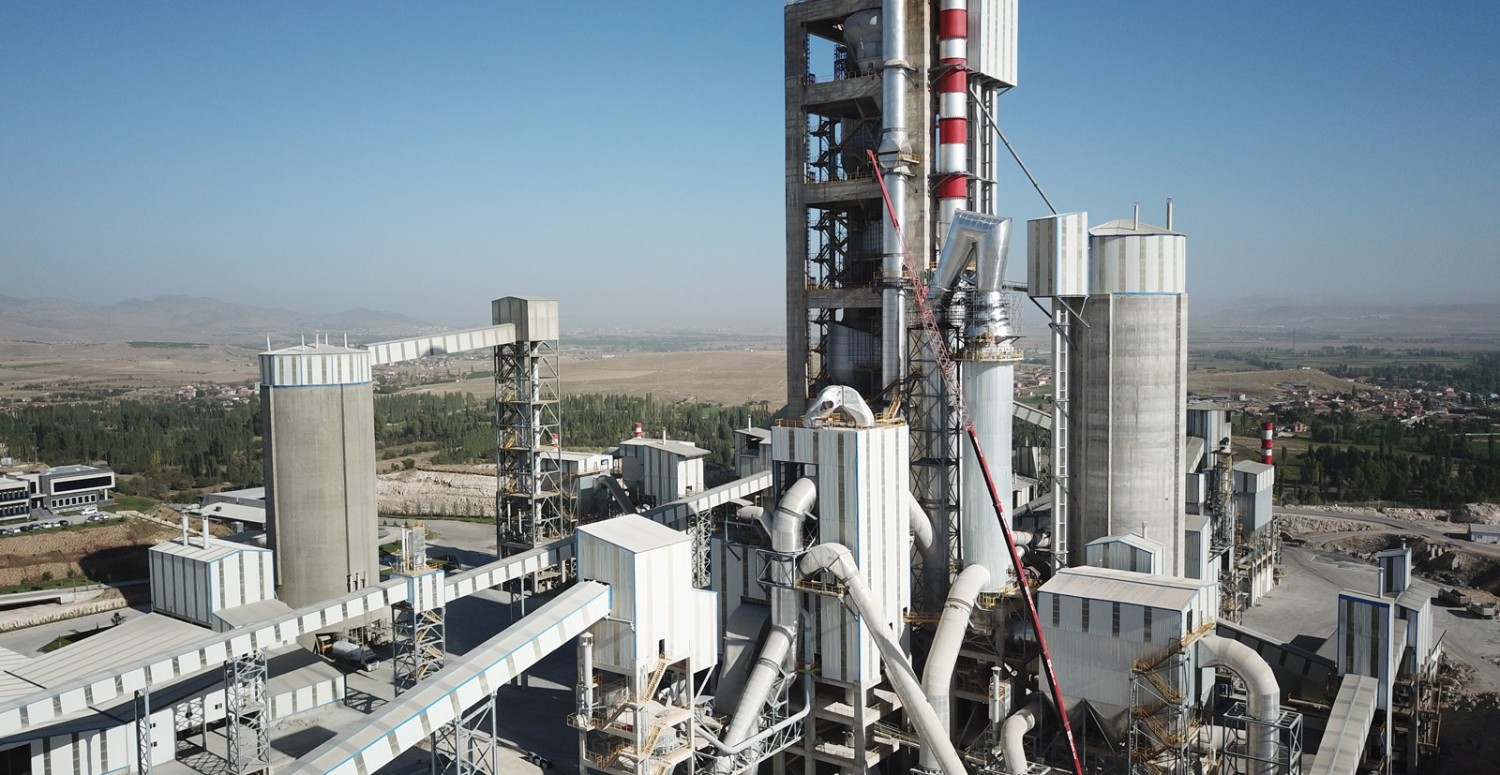 Afyon Emirdağ'daki lastik fabrikasında çalışmalar tamamlanıyor