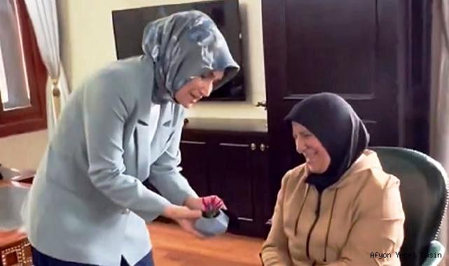 Afyonkarahisar Valisi Anneler Günü'nde Şehit Annelerine Seslendi: