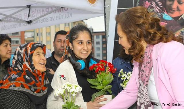 BAŞKAN BURCU KÖKSAL ANNELER GÜNÜNÜ DOLU DOLU KUTLADI