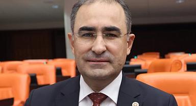Dr. Arslan “Ebeler gününü” kutladı