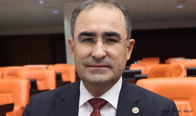 Dr. Arslan “Ebeler gününü” kutladı