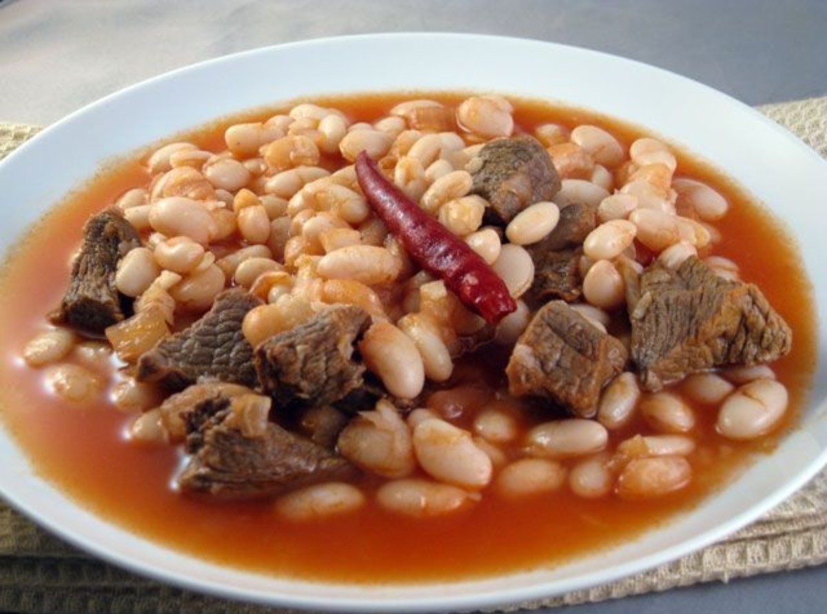 Etli Kuru Fasulye Tarifi