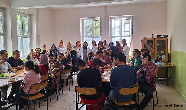 Hatice Özkan ve Ekibi Engelsiz Bir Dünya İçin Durmadan Çalışıyor!