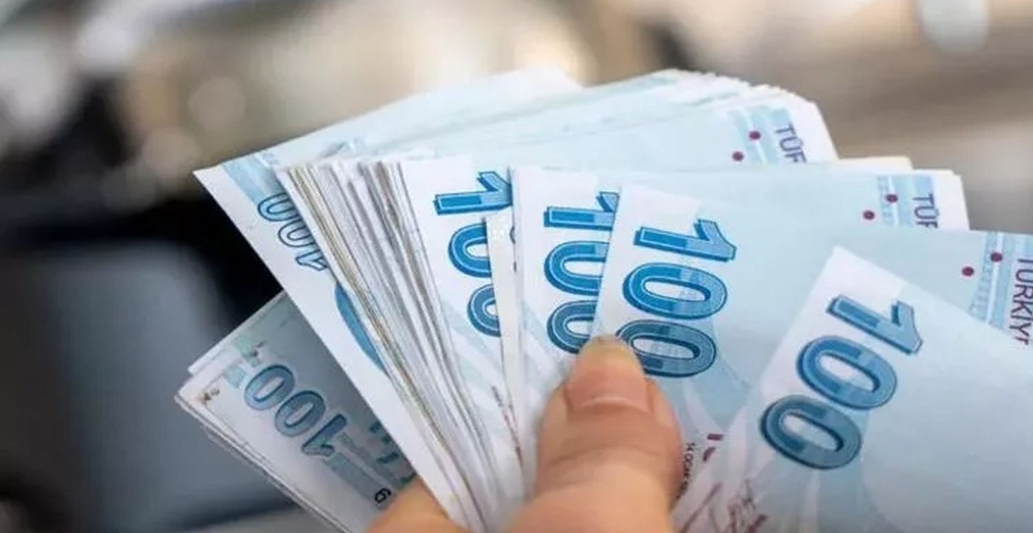 Kredi kart kullananlara 1.131 TL para iadesi çıktı! Başvuranlar parasını geri alacak