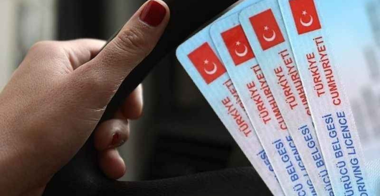 A,B,C,D,E sınıfı ehliyeti olanlara duyuruldu! Sevindiren haber az önce geldi