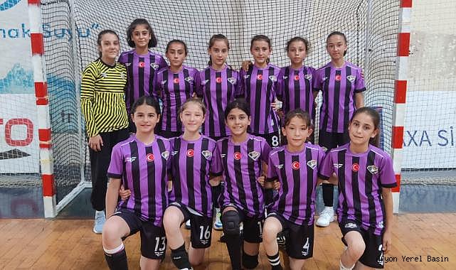 Afyon Gençlik ve Spor Kulübü Hentbol Takımı Türkiye'nin İlk 8 Takımı Arasında