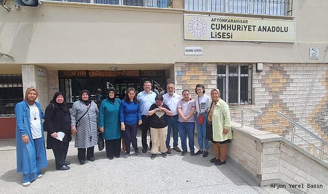 Afyonkarahisar Ağır Düzey Zihinsel Engelliler Derneğin'den Onurlandırıcı Ziyaret