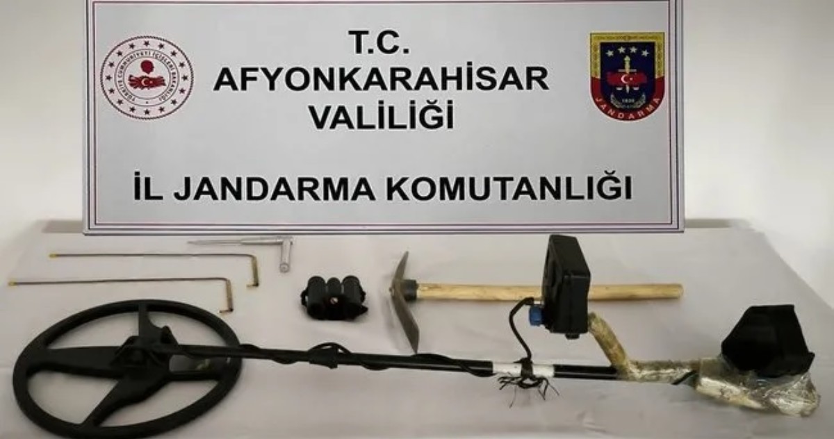 Afyonkarahisar'da kaçak defineciler yakalandı