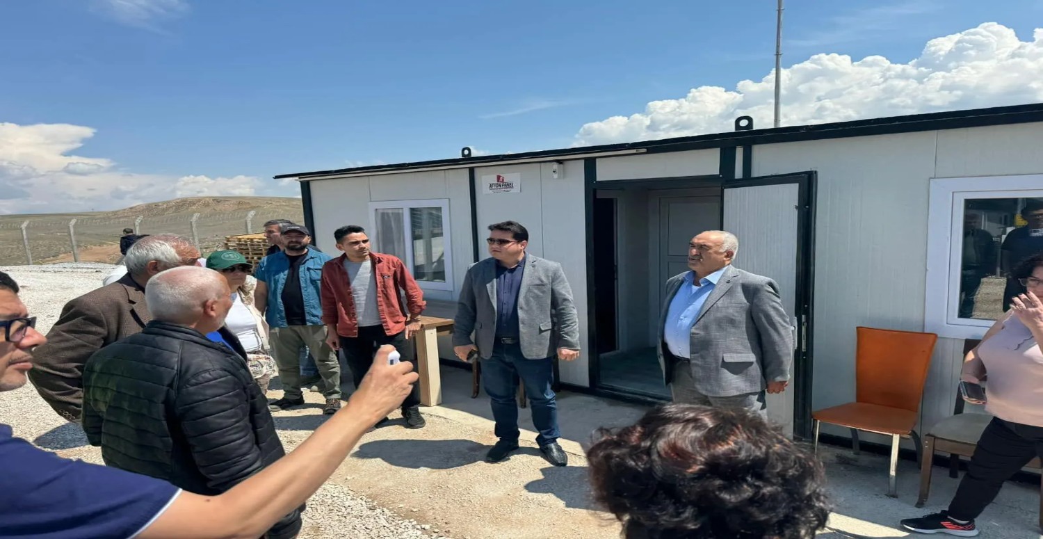 Bolvadin'de kurulan Güneş Enerji Santrali faaliyete geçti