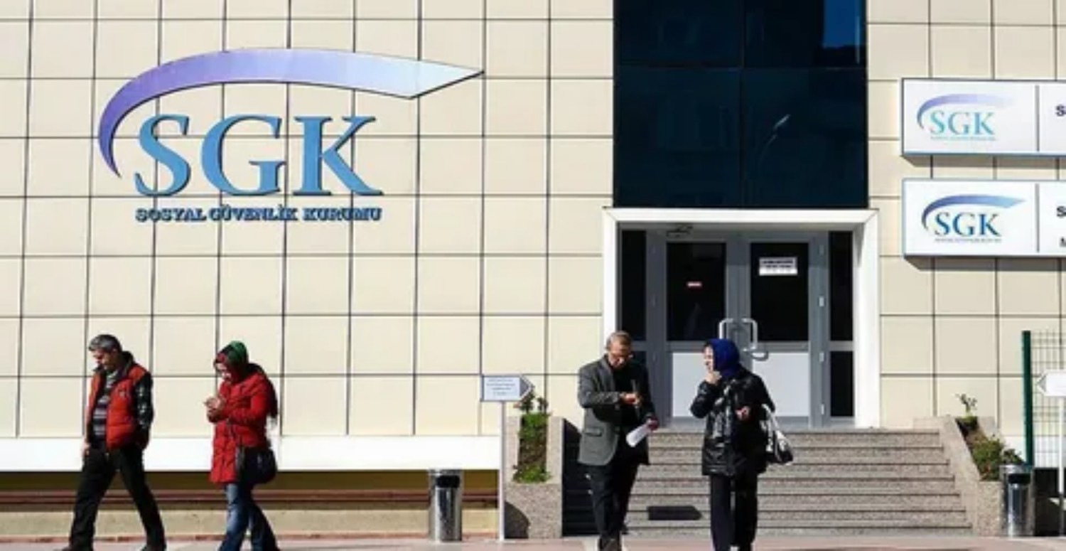e-Devlet'ten hemen kontrol edin! SGK o kişilere toplu para iadesi yapacak