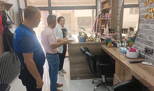 Emirdağ'da Berber ve Kuaför Salonları Denetlendi
