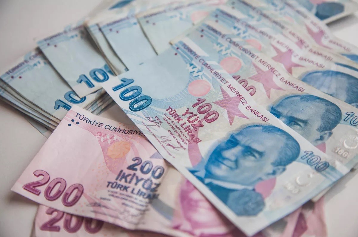 Listedeki şartı sağlayana 4 bin 196 TL bayram parası