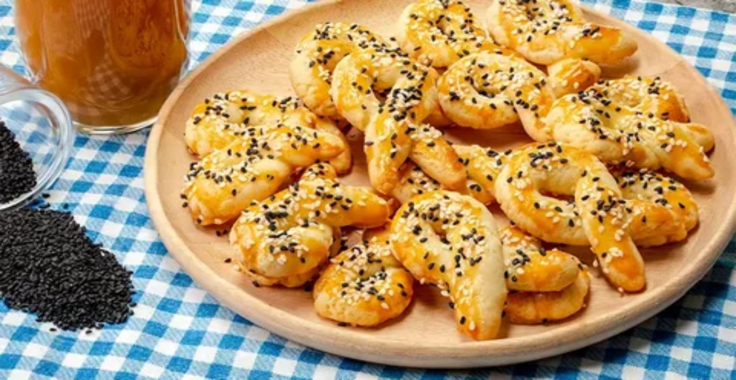 TUZLU KURABİYE
