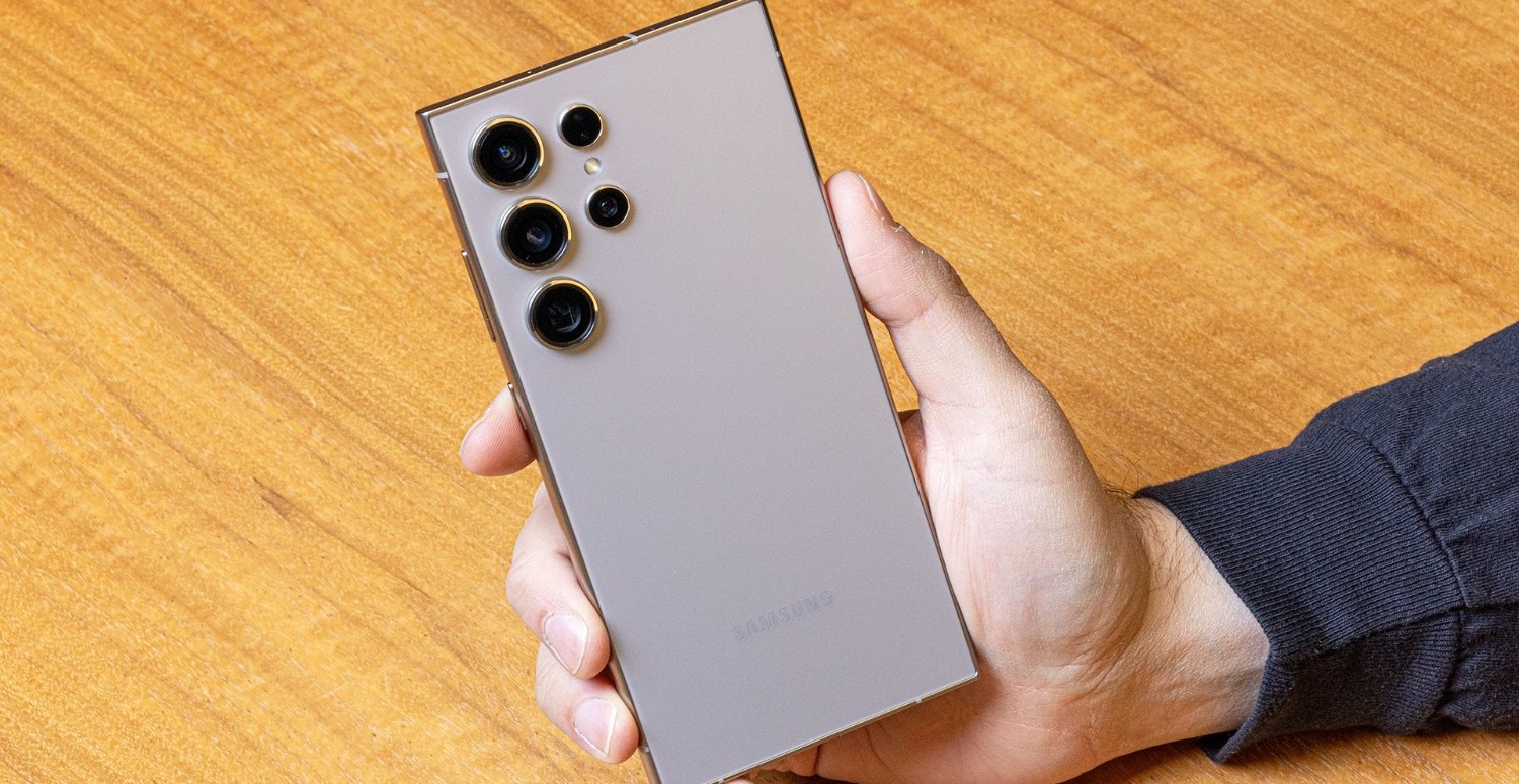 A101'de çıldırtan indirim! 10 bin TL indirimle Samsung Galaxy S24 geliyor!