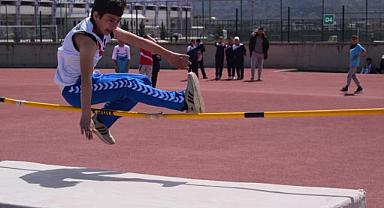 Afyonkarahisar'da Okul Sporlarının başarılı sezonu değerlendirildi