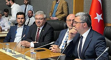 AK Parti teşkilatları TBMM’de grup toplantısına katıldı