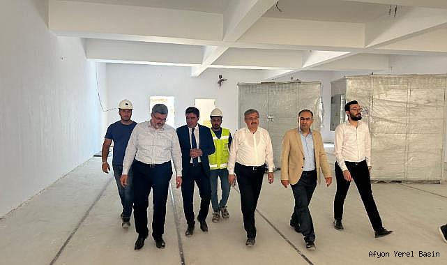 MİLLETVEKİLLERİ'İNDEN SULTANDAĞI KİRAZ BAHÇELERİNE VE MEYVE HALİNE ZİYARET
