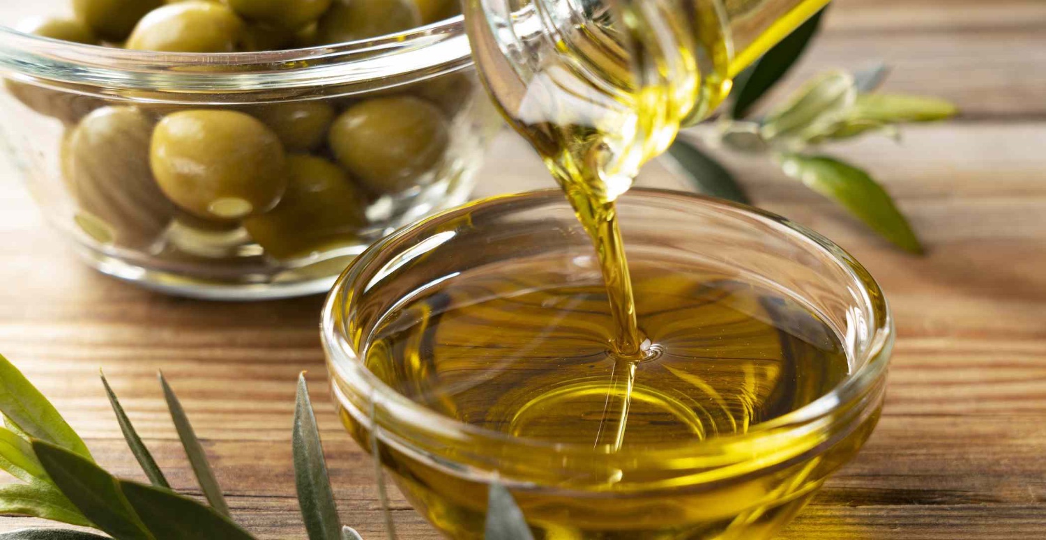 Zeytinyağında dev indirim! 5 litresi tüm şubelerde 1.200 TL'ye satılacak!