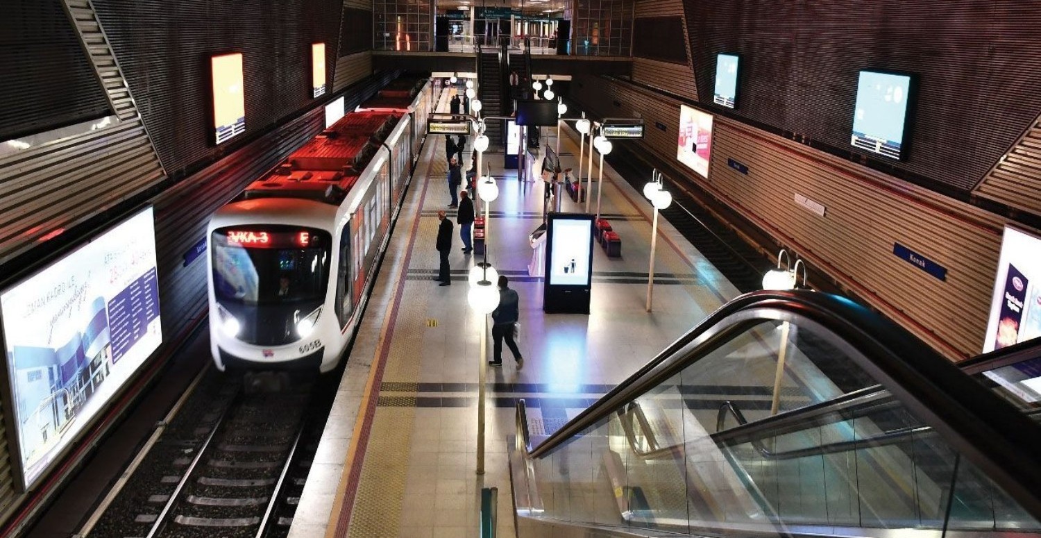 Ankara, İstanbul, İzmir'de toplu taşıma bedava! Cumhurbaşkanı gece yarısı imzaladı!