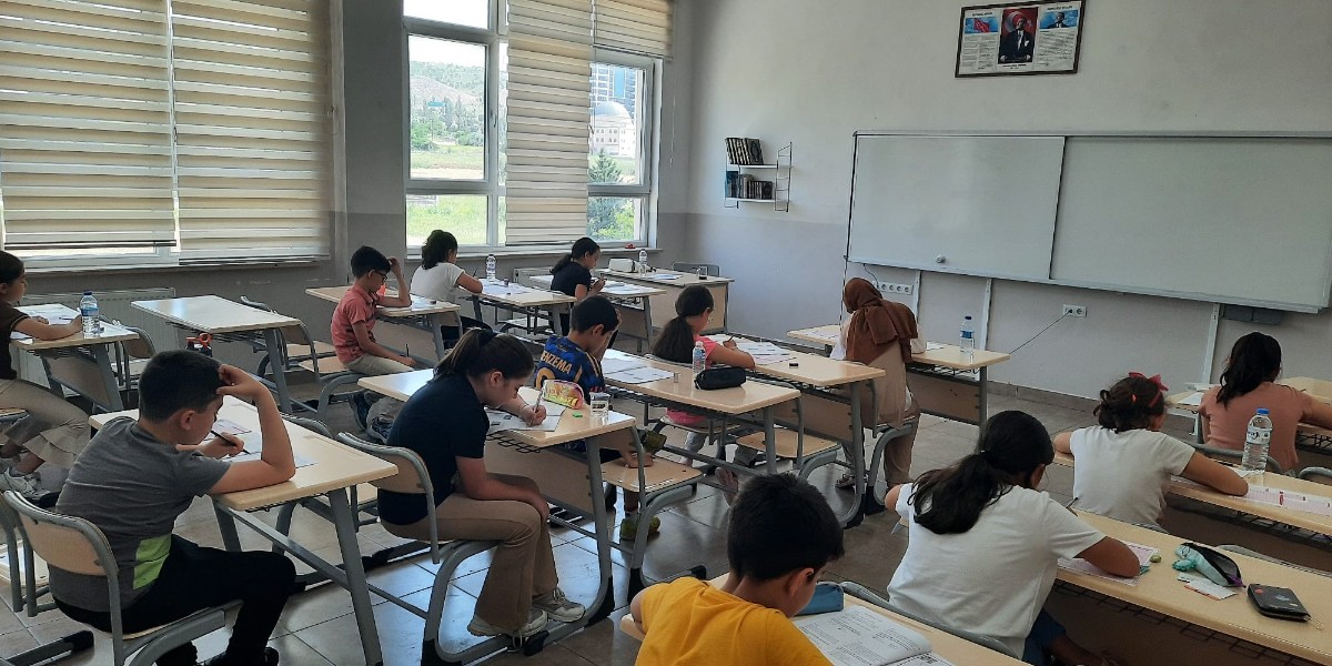 öğrencilere ücretsiz öğle yemeği