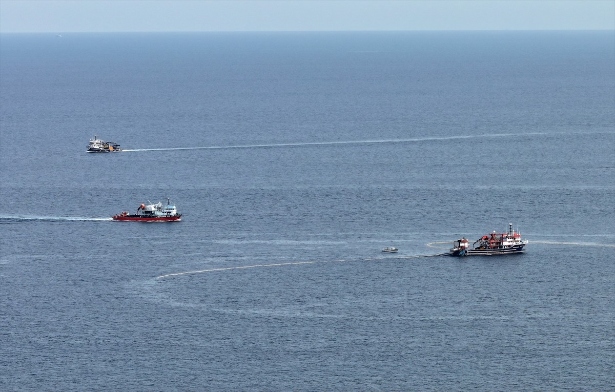 Av yasağının 1 Eylül'de kalkmasının ardından "Vira bismillah" diyerek denize açılan Doğu...