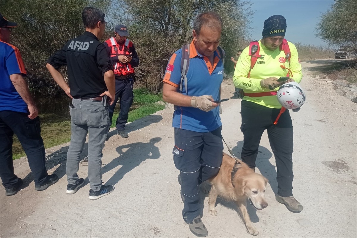 Bursa'nın Karacabey ilçesinde 3 Ekim'den bu yana haber alınamayan Nur Cemil Eroğlu'nun bulunması...