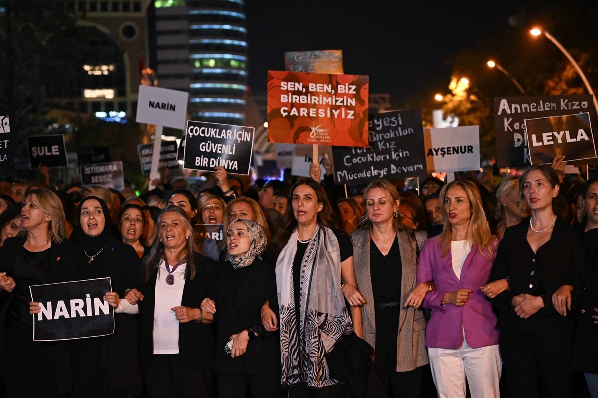 CHP Kadın Kolları Genel Başkanlığınca "11 Ekim Dünya Kız Çocukları Günü" dolayısıyla Ankara'da...