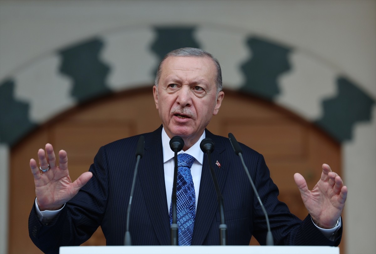 Cumhurbaşkanı Recep Tayyip Erdoğan, Arnavutluk'un başkenti Tiran'da Namazgah Camii açılışına...