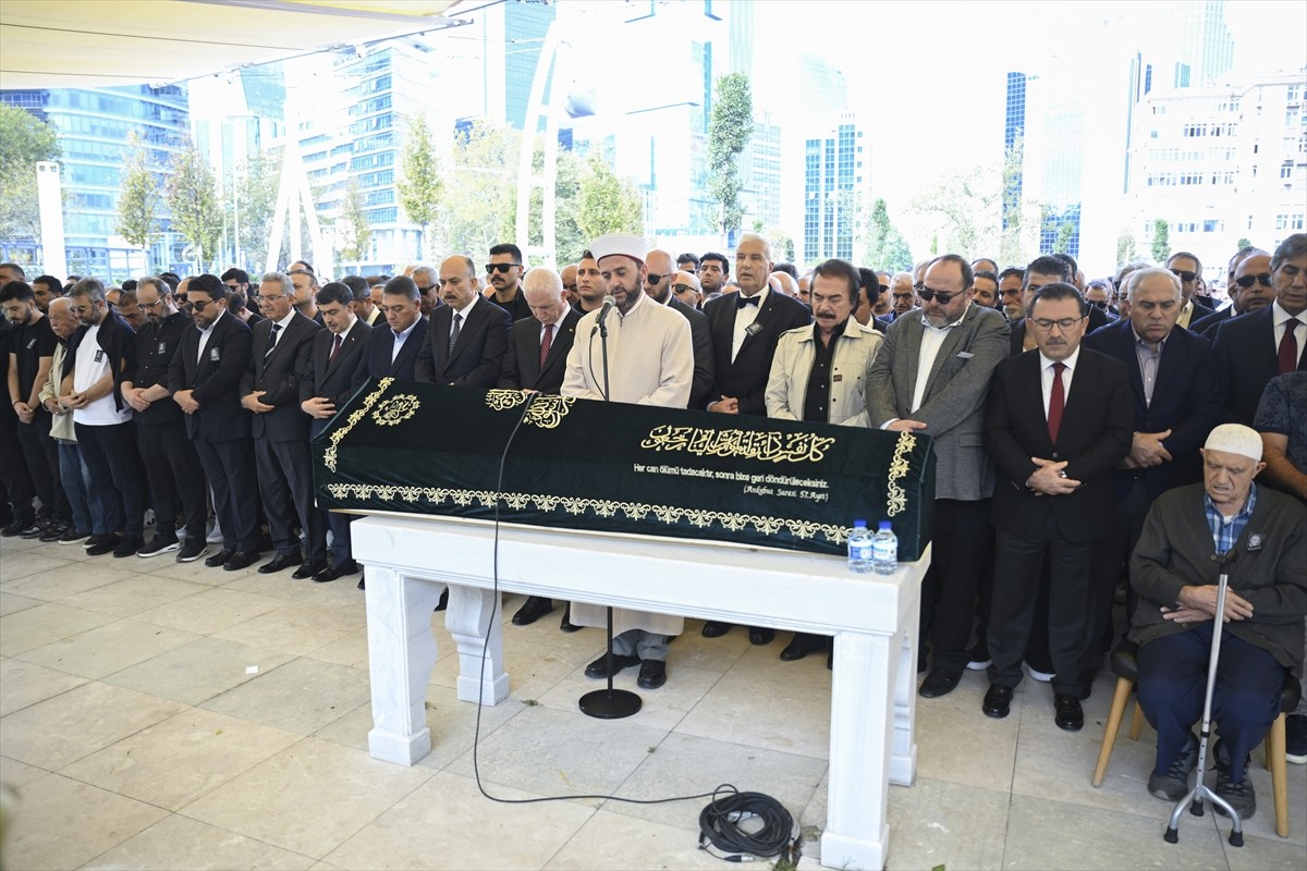 Develi restoranlarının kurucusu iş insanı Arif Develi için İstanbul Levent Barbaros Hayrettin...