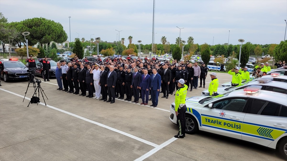 Samsun Emniyet Müdürlüğüne tahsis edilen 91 yeni aracın hizmete girmesi dolayısıyla İl Emniyet...
