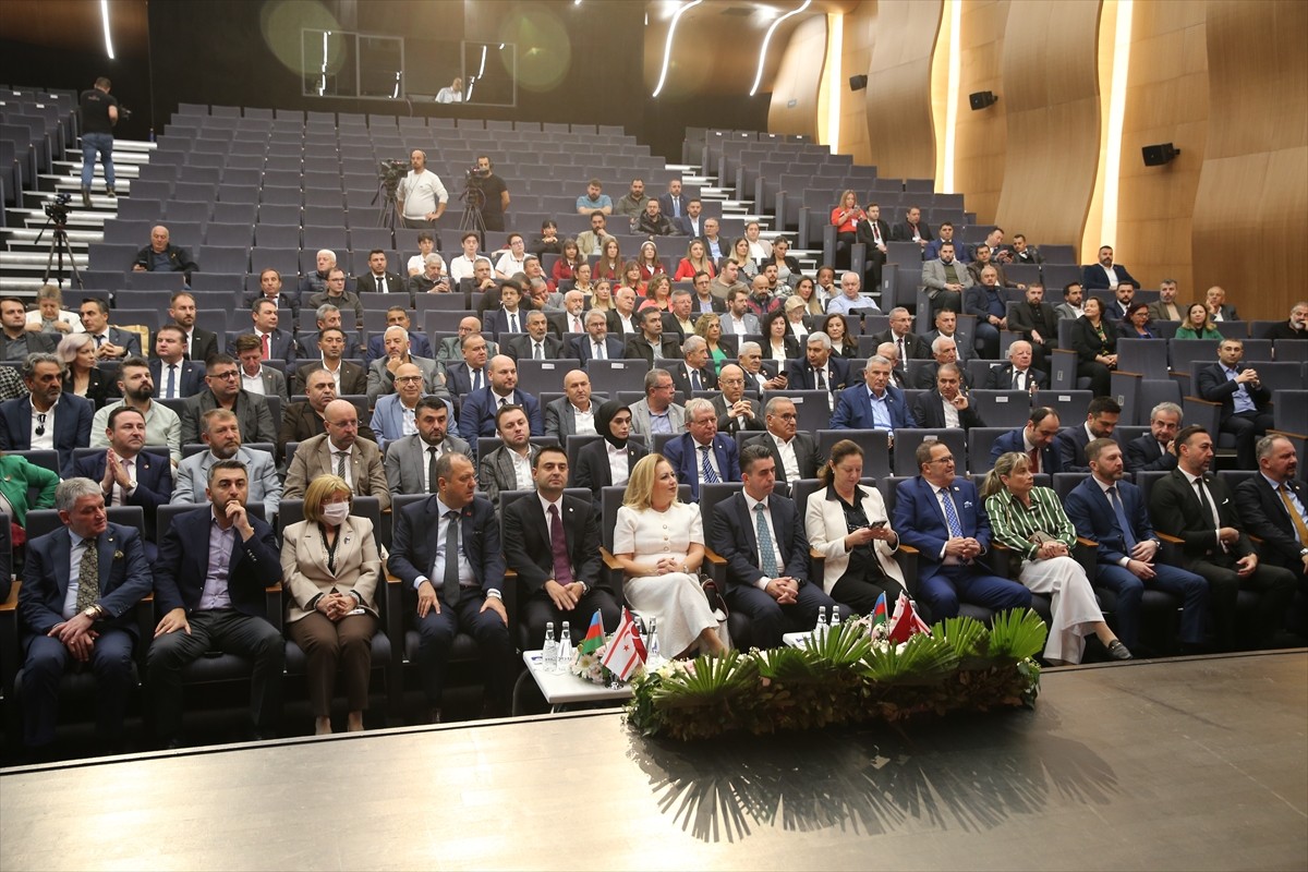 Tekirdağ'ın Çorlu ilçesinde, Türkiye, Kuzey Kıbrıs Türk Cumhuriyeti (KKTC) ve Azerbaycan iş...