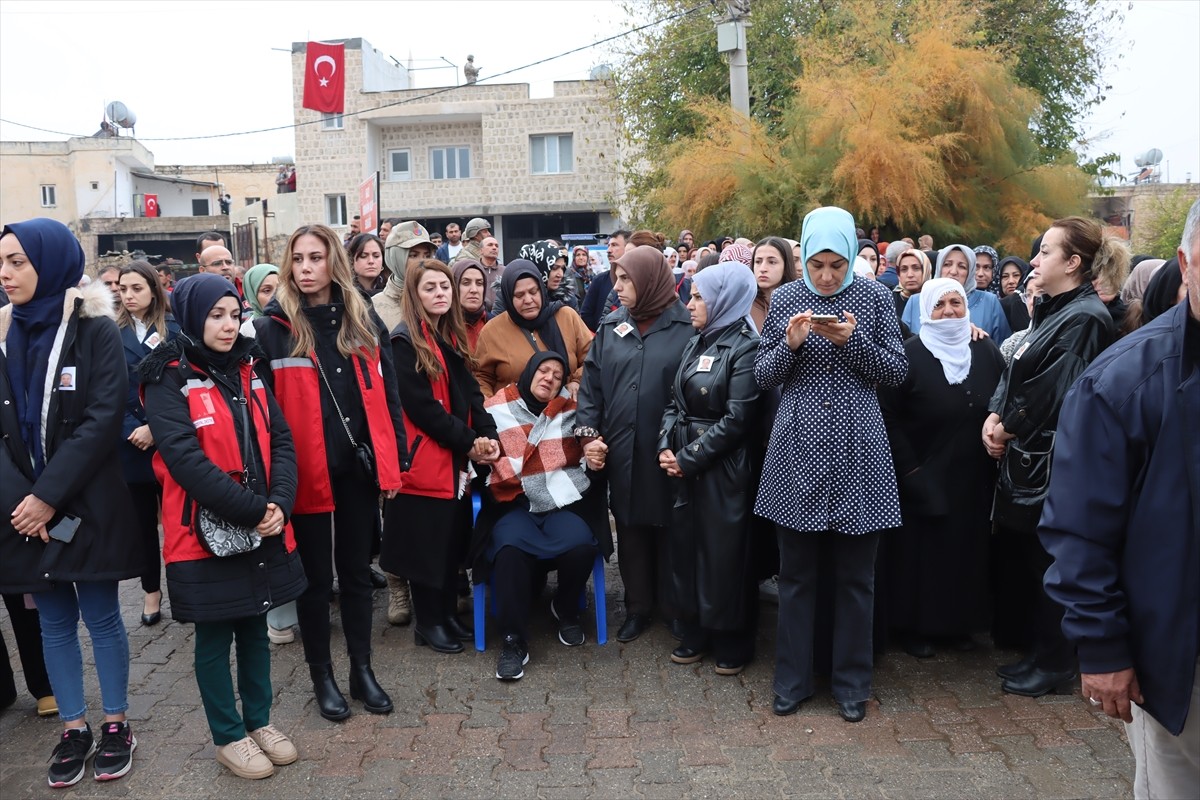 Ankara'da hayatını kaybeden Mardinli 15 Temmuz gazisi Halil Algan (53) memleketi Midyat ilçesinde...