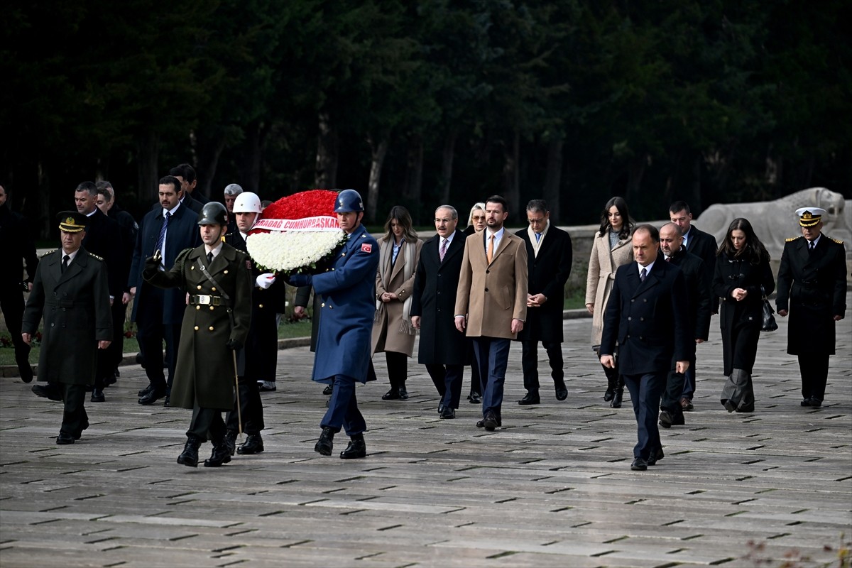 Karadağ Cumhurbaşkanı Jakov Milatoviç, beraberindeki heyetle Anıtkabir’i ziyaret etti. 