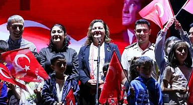 Afyonkarahisar’da Zafer Coşkusu Meydanlara Taştı